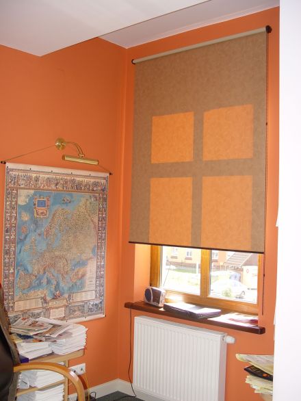 Blinds without cassette free-hanging