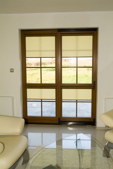Cassette blinds with flat side guides - Helios