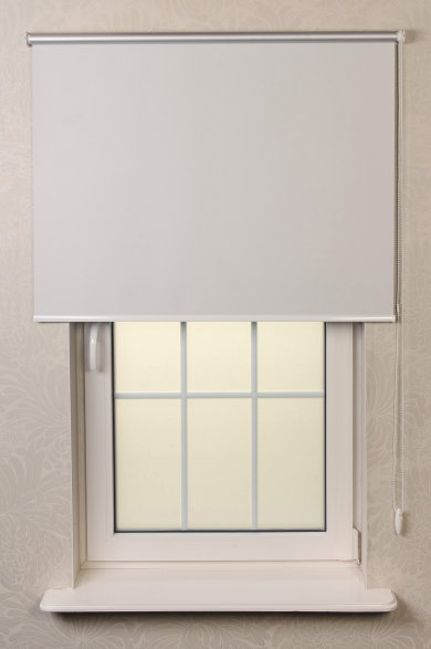 Blinds without cassette free-hanging