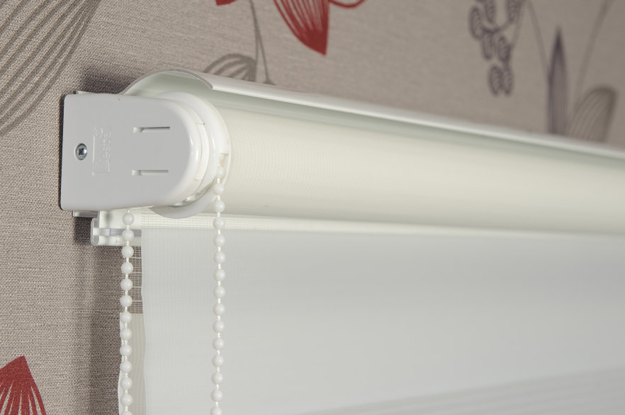 Day and night blinds ceiling-/ wall-mounted with shield - MGS